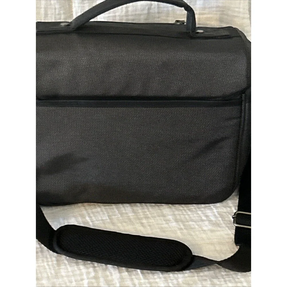 Nikon Deluxe Digital SLR DSLR Black Padded Shoulder Strap Camera Case Bag 17001